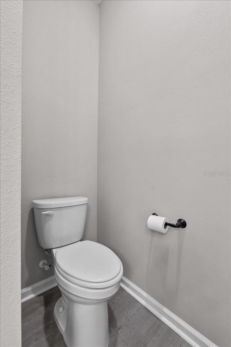Image 30 of 37 For 1717 Hilltop Drive