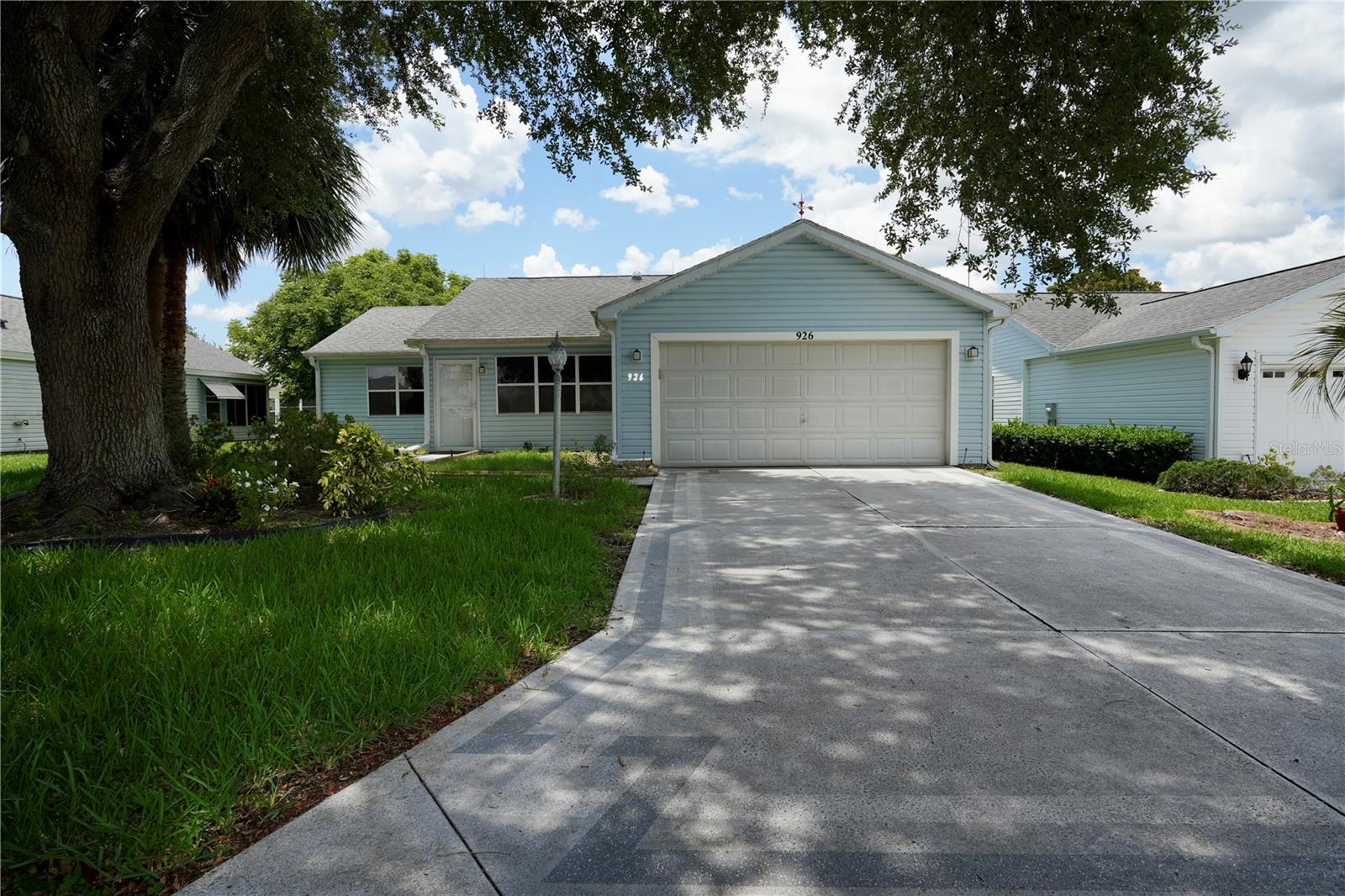 Details for 926 Chula Court, LADY LAKE, FL 32159