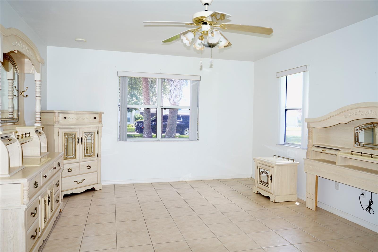 Image 7 of 11 For 926 Chula Court