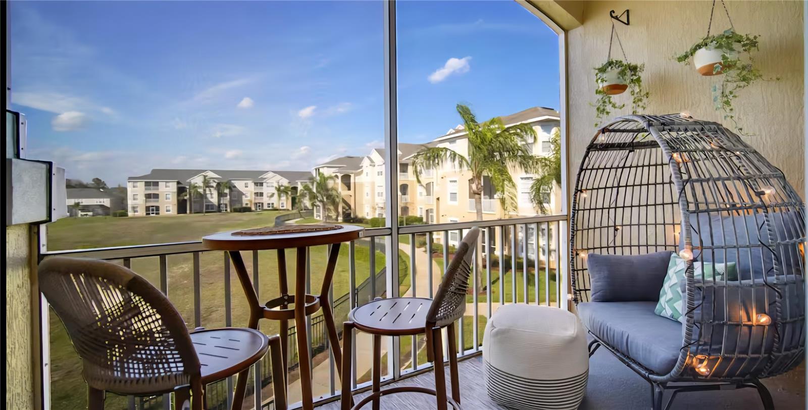Image 30 of 37 For 8103 Coconut Palm Way 203
