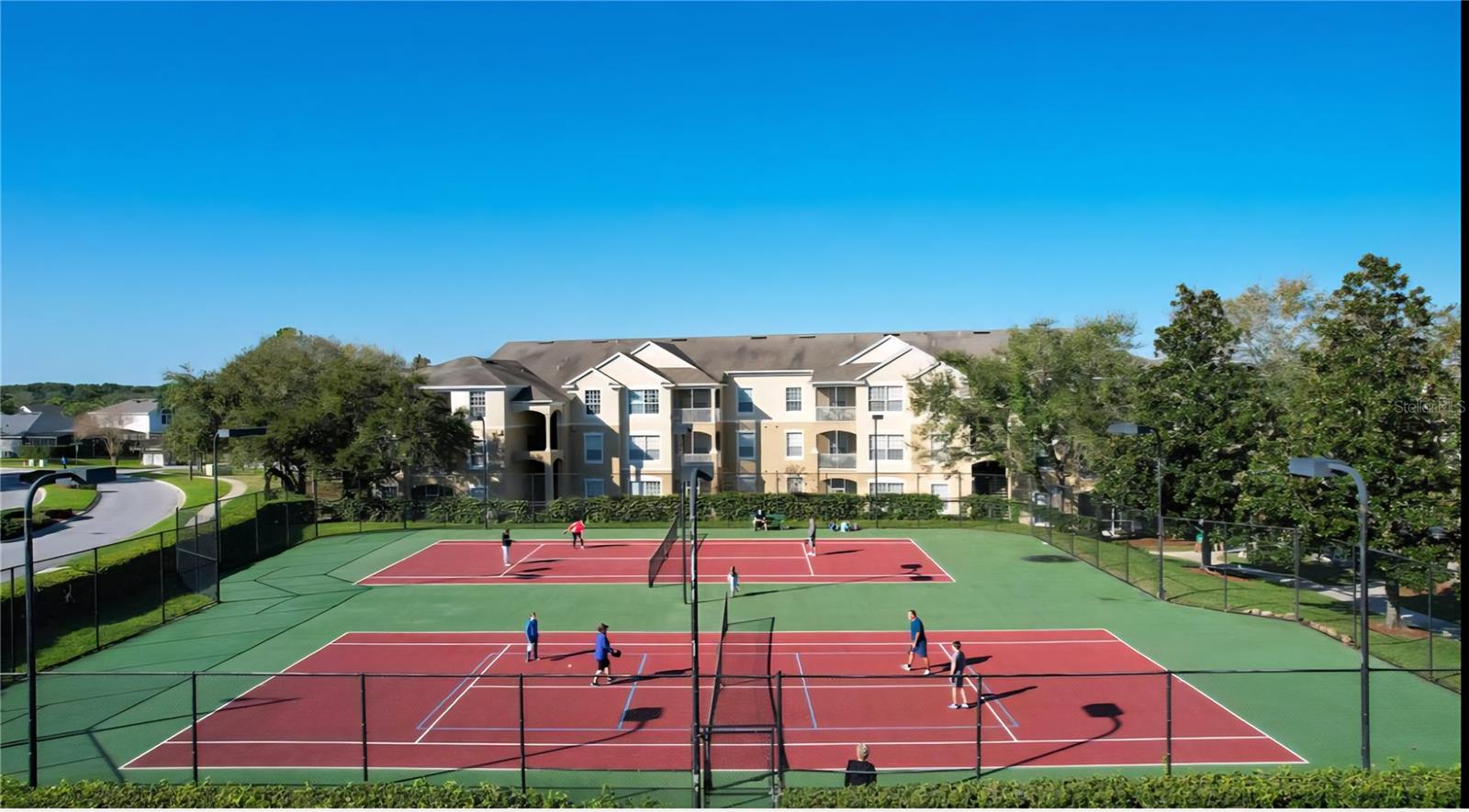Image 31 of 37 For 8103 Coconut Palm Way 203