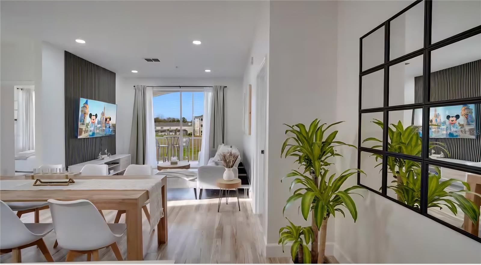 Image 9 of 37 For 8103 Coconut Palm Way 203