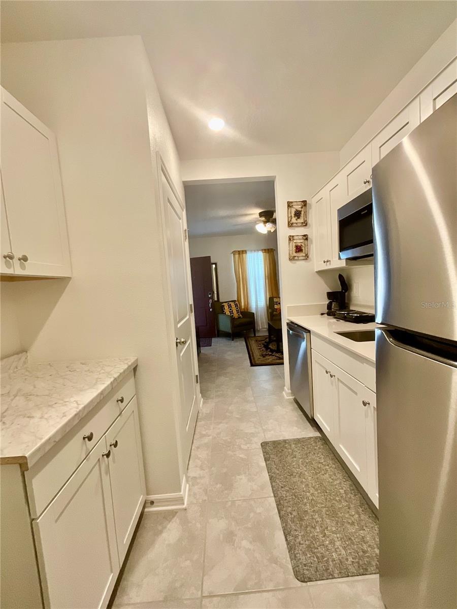 Image 4 of 9 For 201 Lawson Avenue