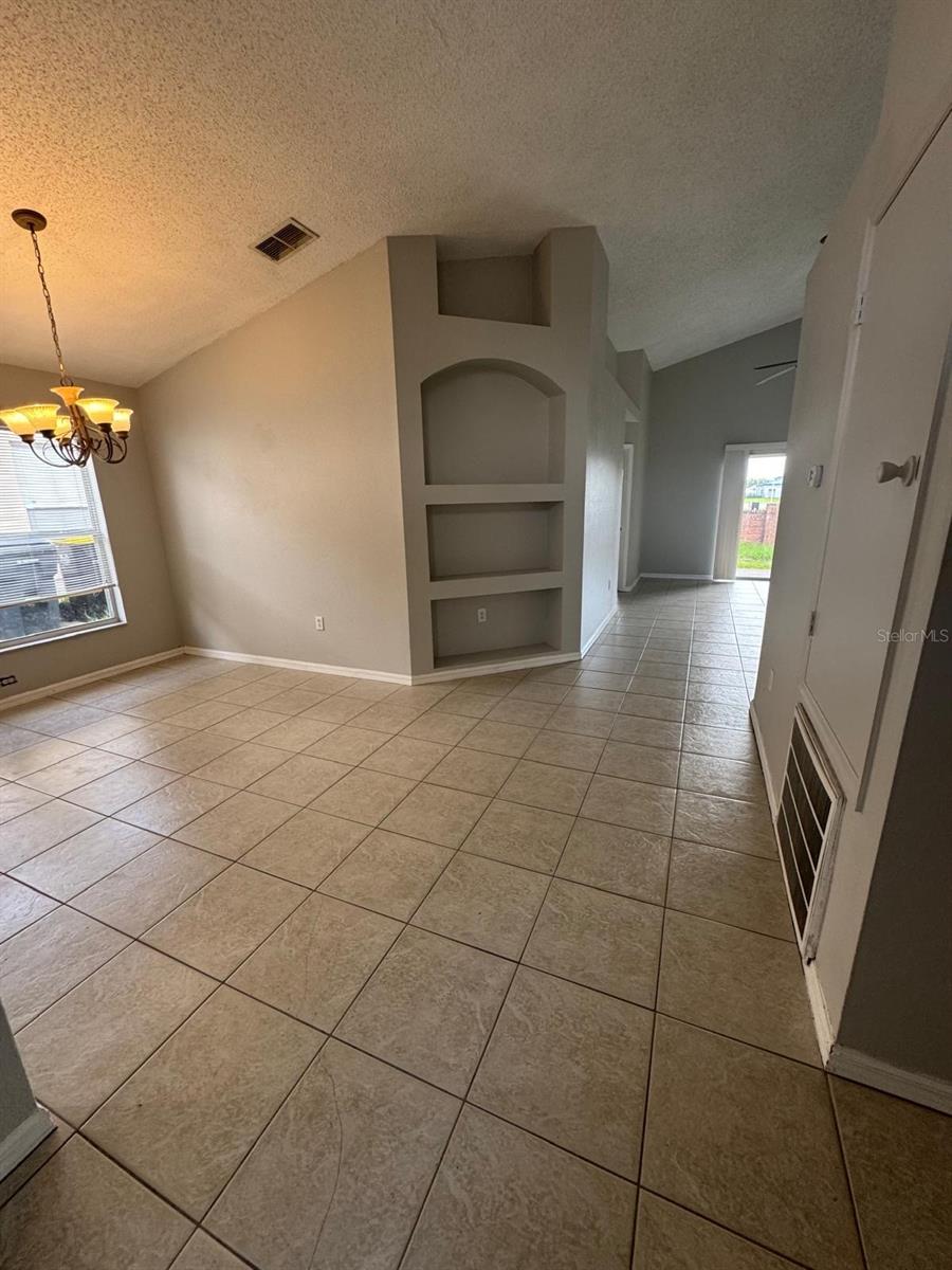 Image 10 of 25 For 316 Cello Street