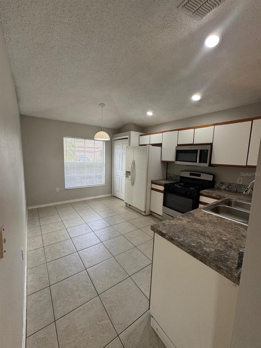 Image 13 of 25 For 316 Cello Street