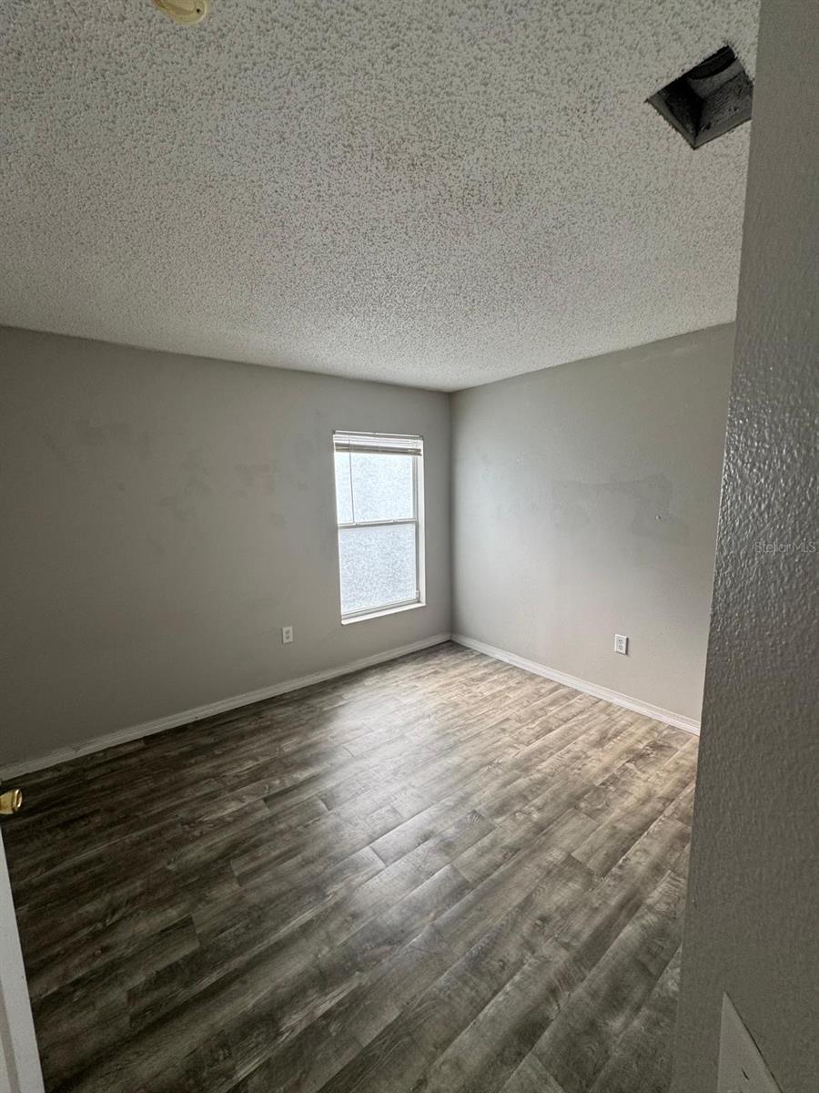 Image 17 of 25 For 316 Cello Street