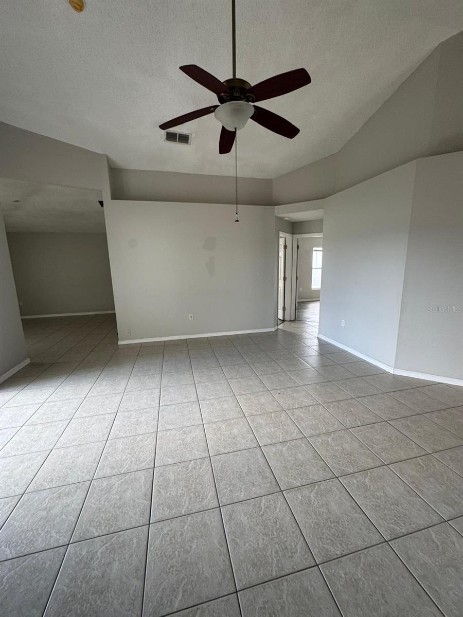 Image 8 of 25 For 316 Cello Street