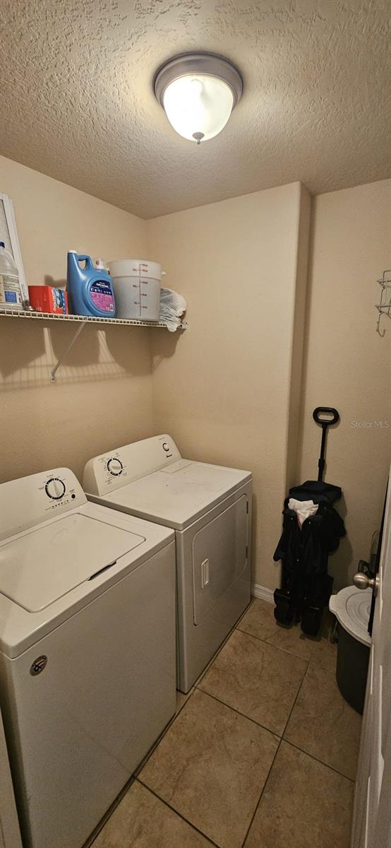Image 15 of 17 For 9637 Silver Buttonwood Street