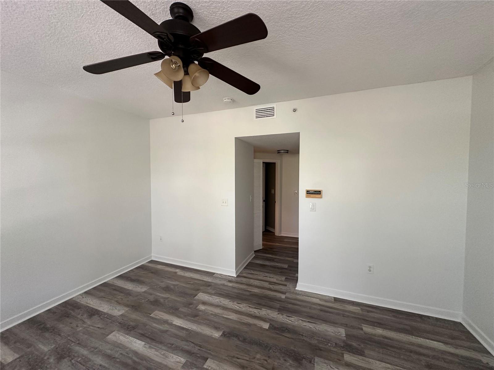 Image 17 of 59 For 720 Celebration Avenue 225