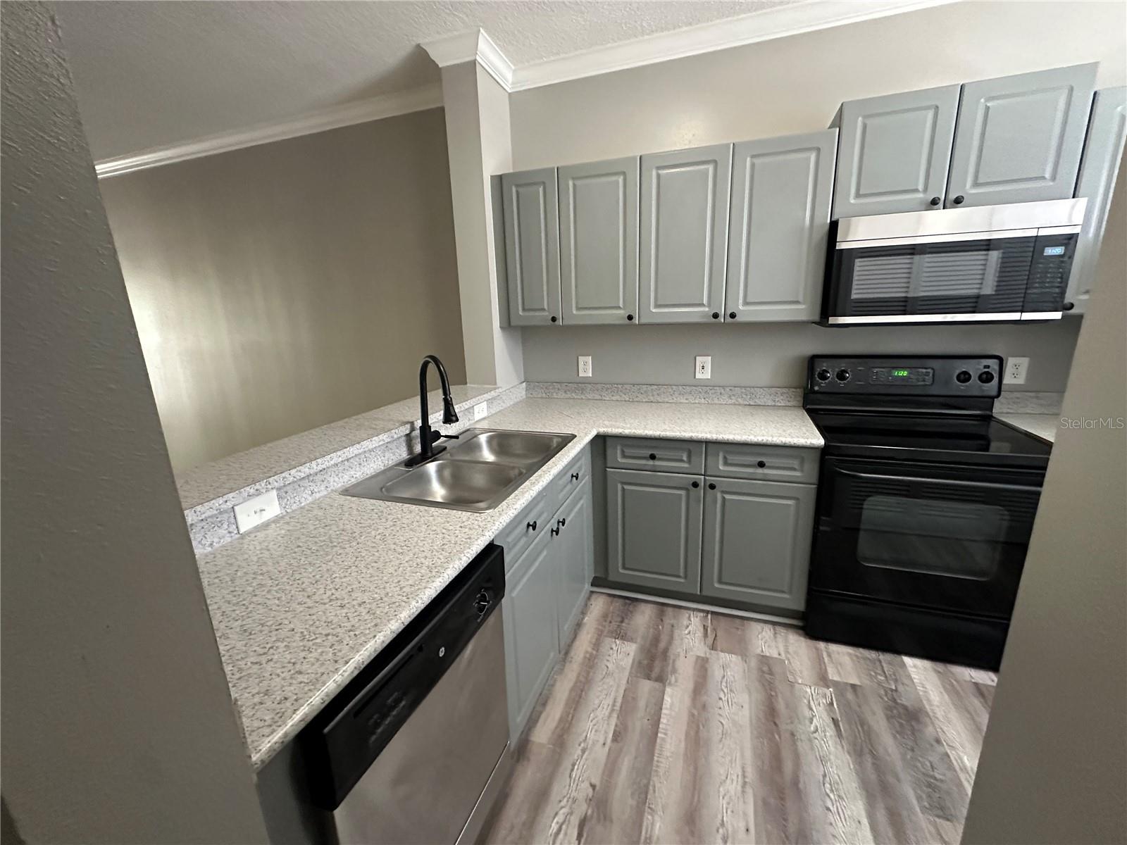 Image 45 of 59 For 720 Celebration Avenue 225