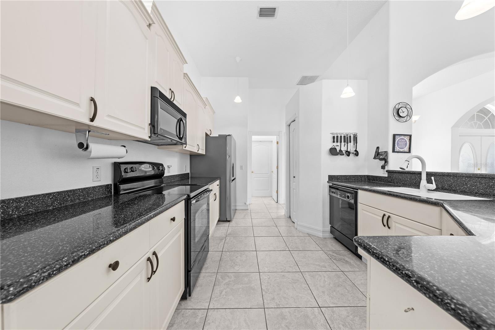 Image 29 of 55 For 1810 Lee Janzen Drive
