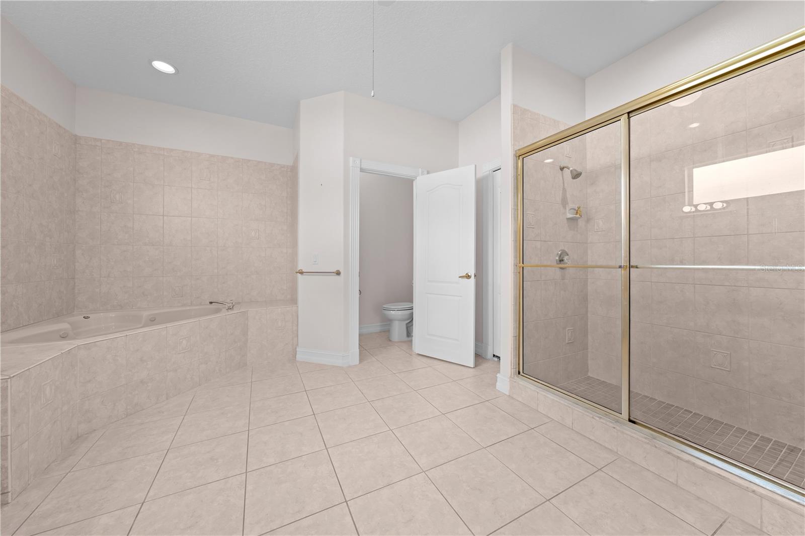 Image 38 of 55 For 1810 Lee Janzen Drive