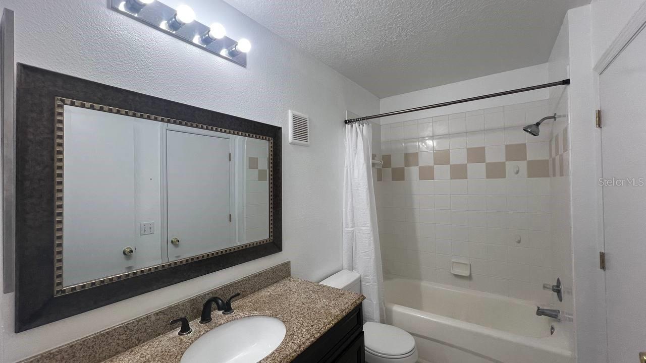 Image 14 of 18 For 6530 Swissco Drive 1123