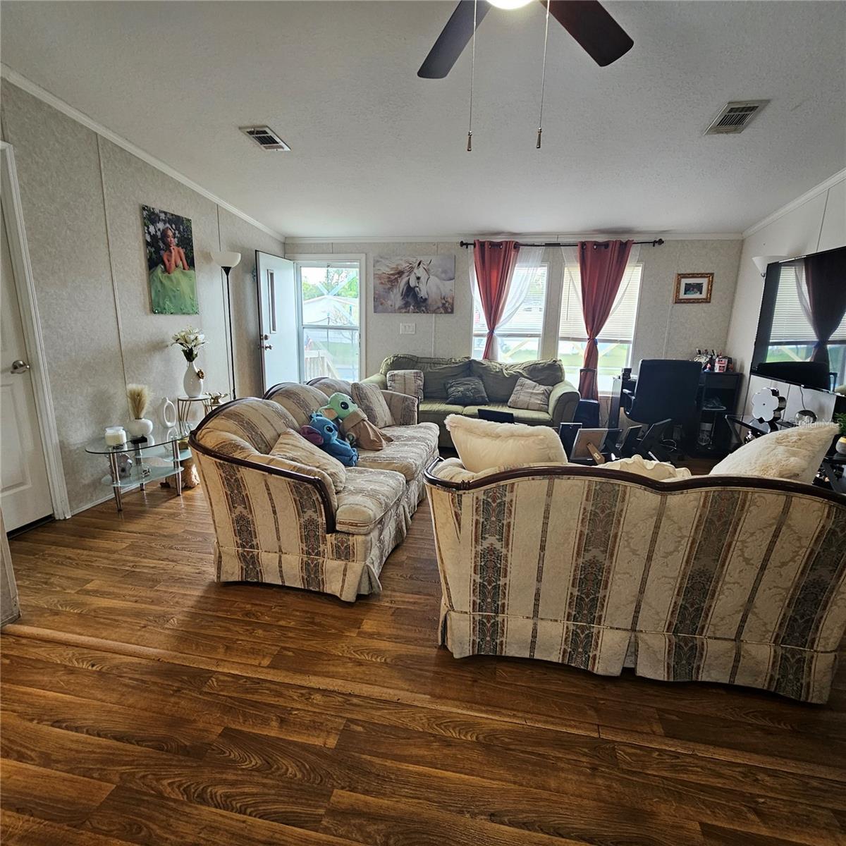 Image 18 of 23 For 9717 Cypress Park Drive 1