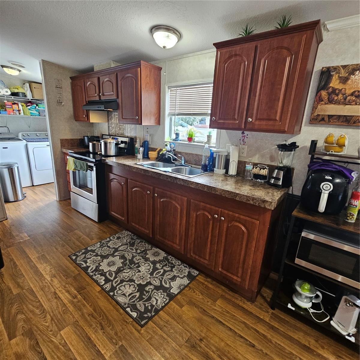 Image 5 of 23 For 9717 Cypress Park Drive 1
