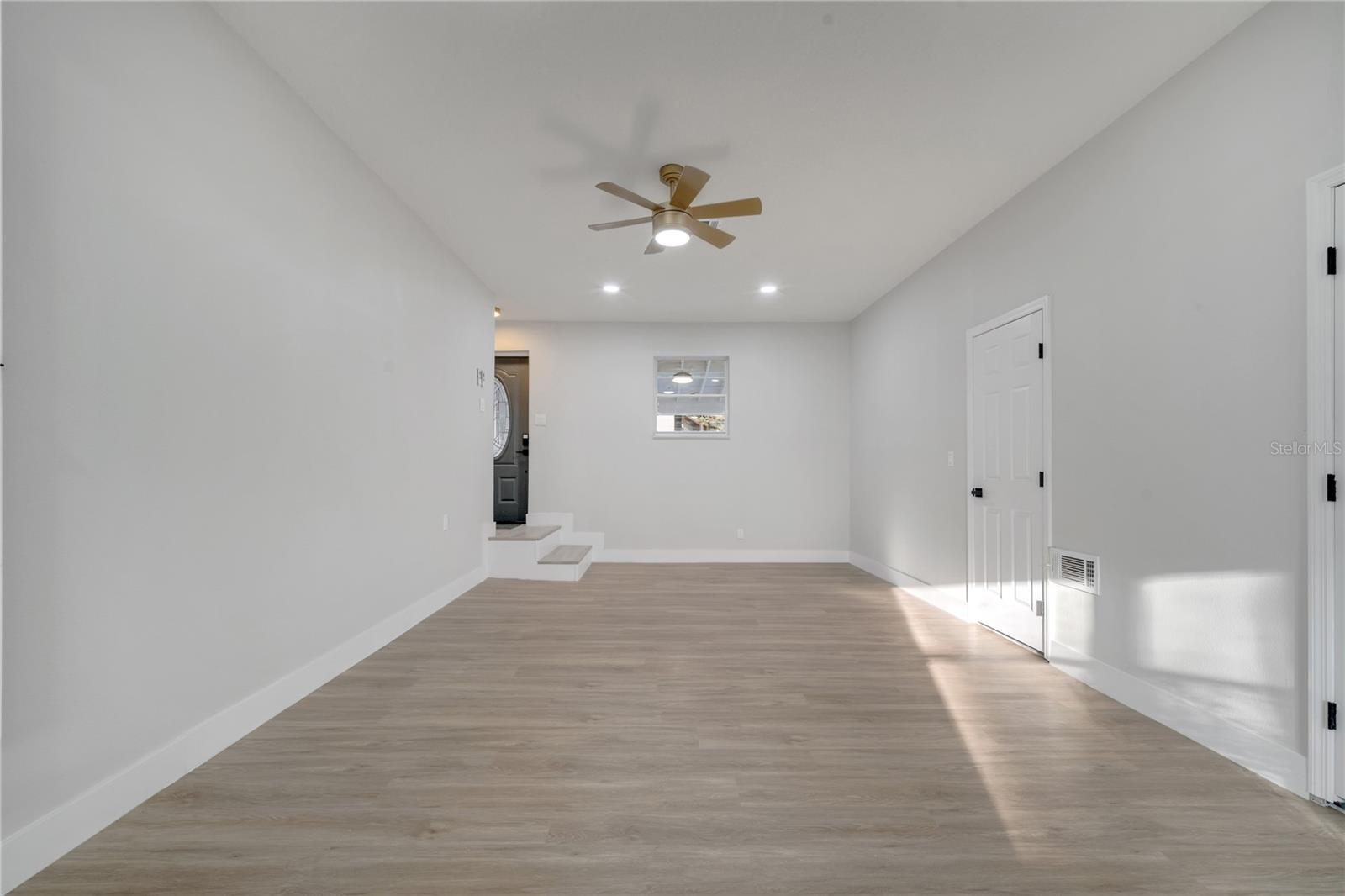 Image 12 of 55 For 7043 Carlene Drive