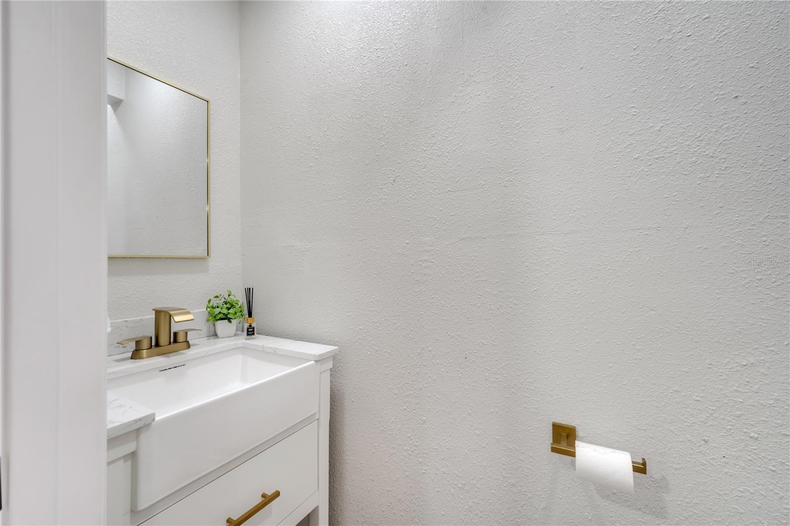 Image 17 of 55 For 7043 Carlene Drive