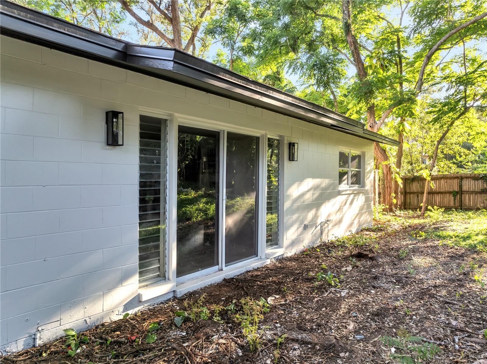 Image 52 of 55 For 7043 Carlene Drive