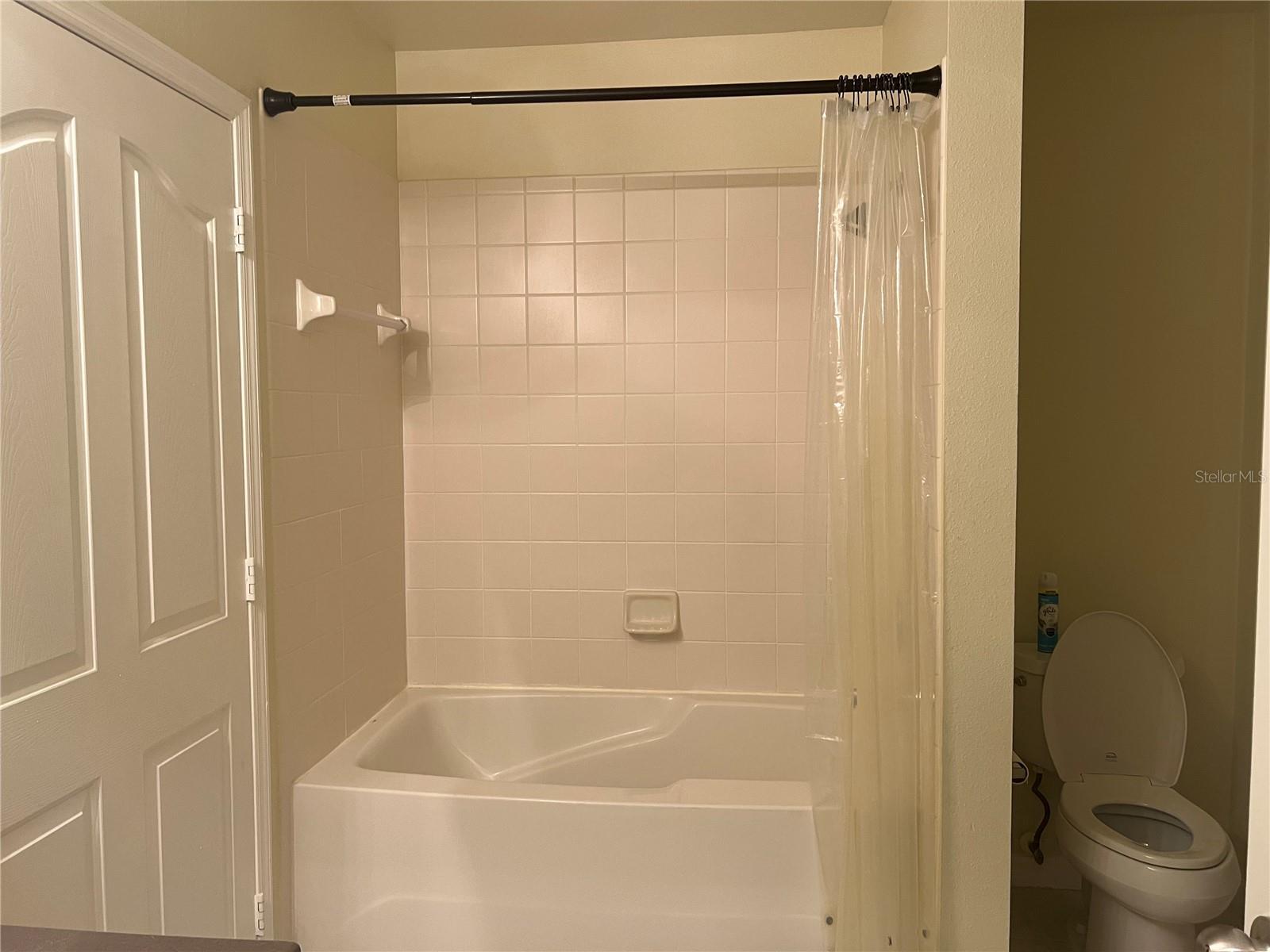 Image 9 of 13 For 714 Siena Palm Drive 101