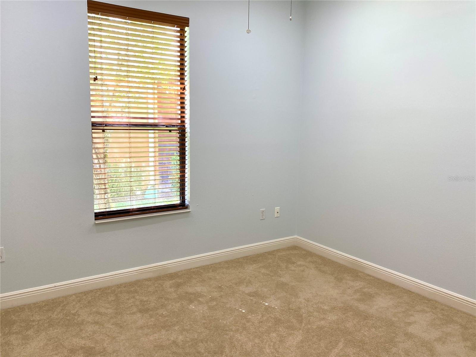 Image 7 of 27 For 167 Los Gatos Place