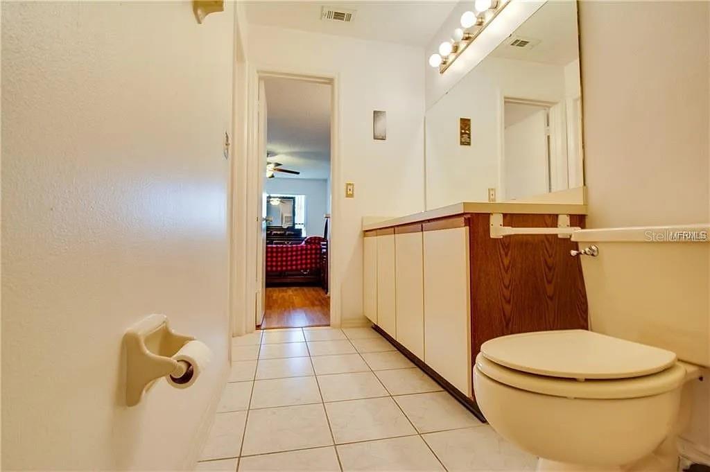 Image 6 of 16 For 64 Silver Park Circle