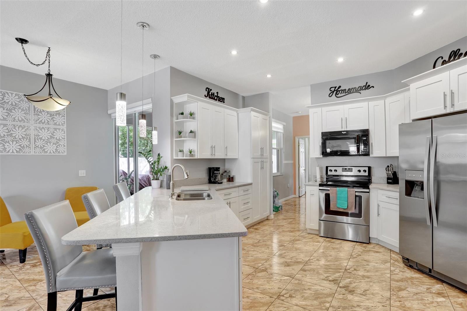 Image 19 of 51 For 478 Acacia Tree Way