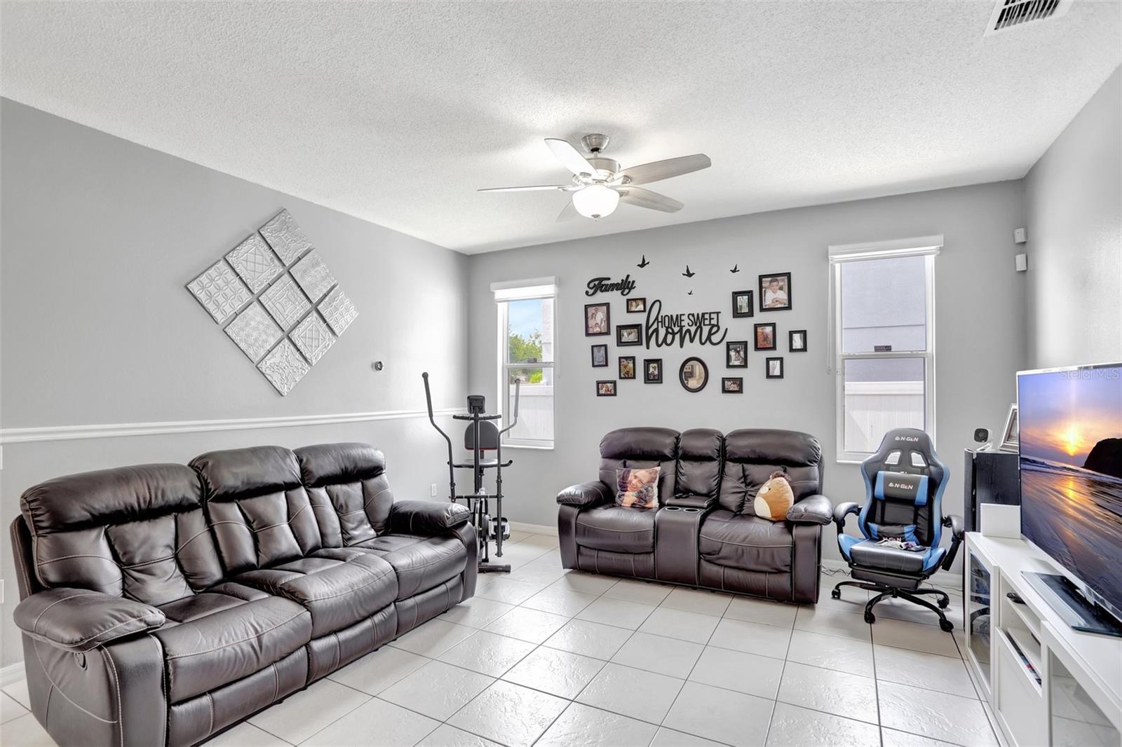 Image 24 of 51 For 478 Acacia Tree Way