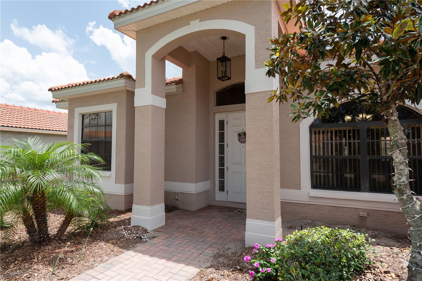 Image 2 of 18 For 406 Cinnamon Drive