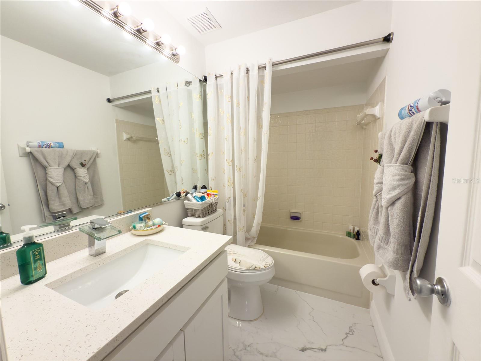 Image 19 of 23 For 3006 Semoran Boulevard H-3