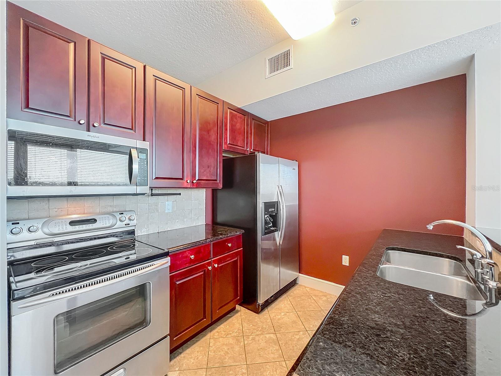 Image 10 of 51 For 101 Eola Drive 607