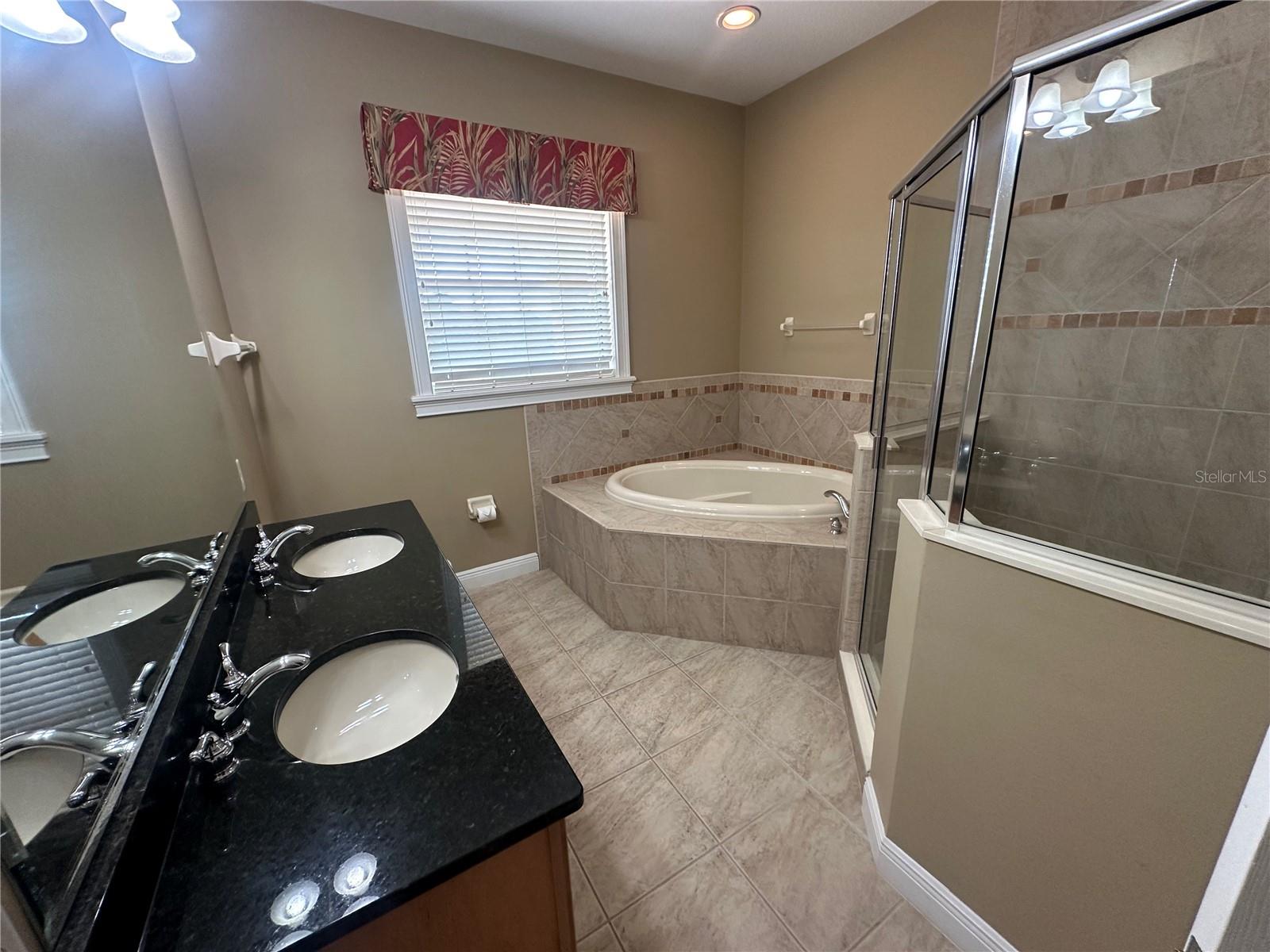 Image 48 of 79 For 1512 Euston Drive