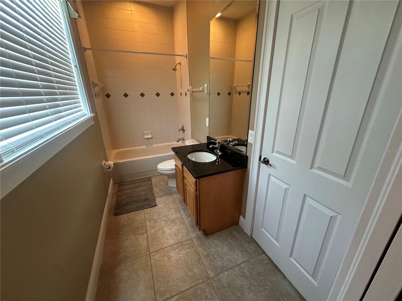 Image 74 of 79 For 1512 Euston Drive