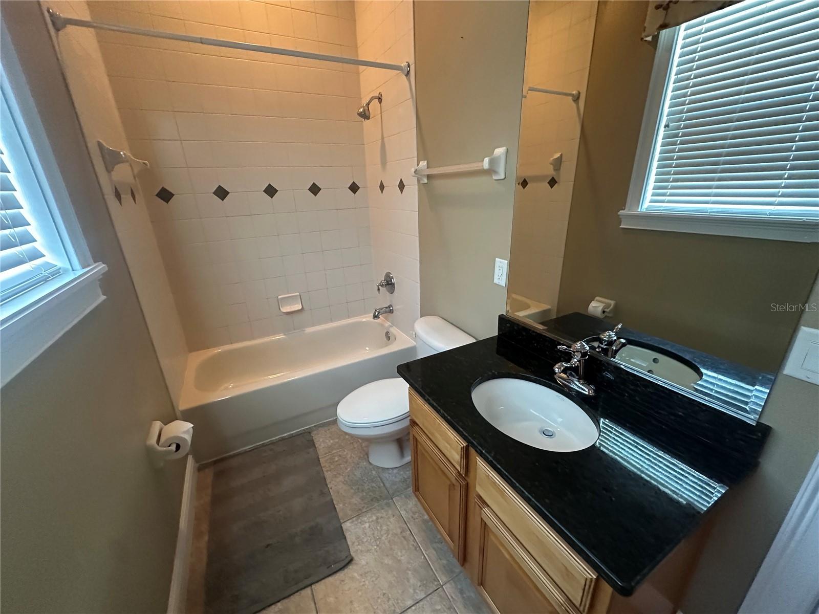 Image 75 of 79 For 1512 Euston Drive