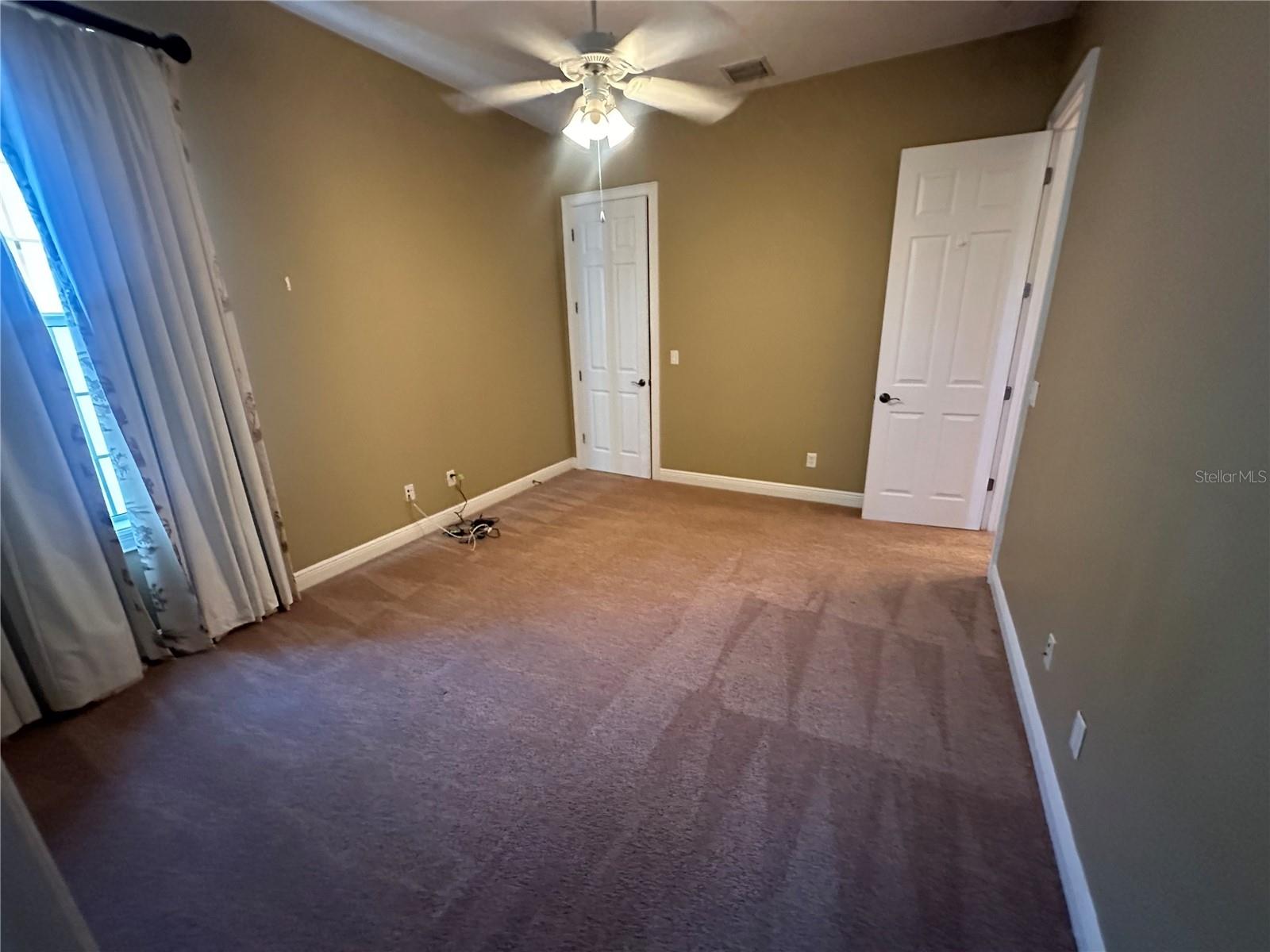 Image 76 of 79 For 1512 Euston Drive