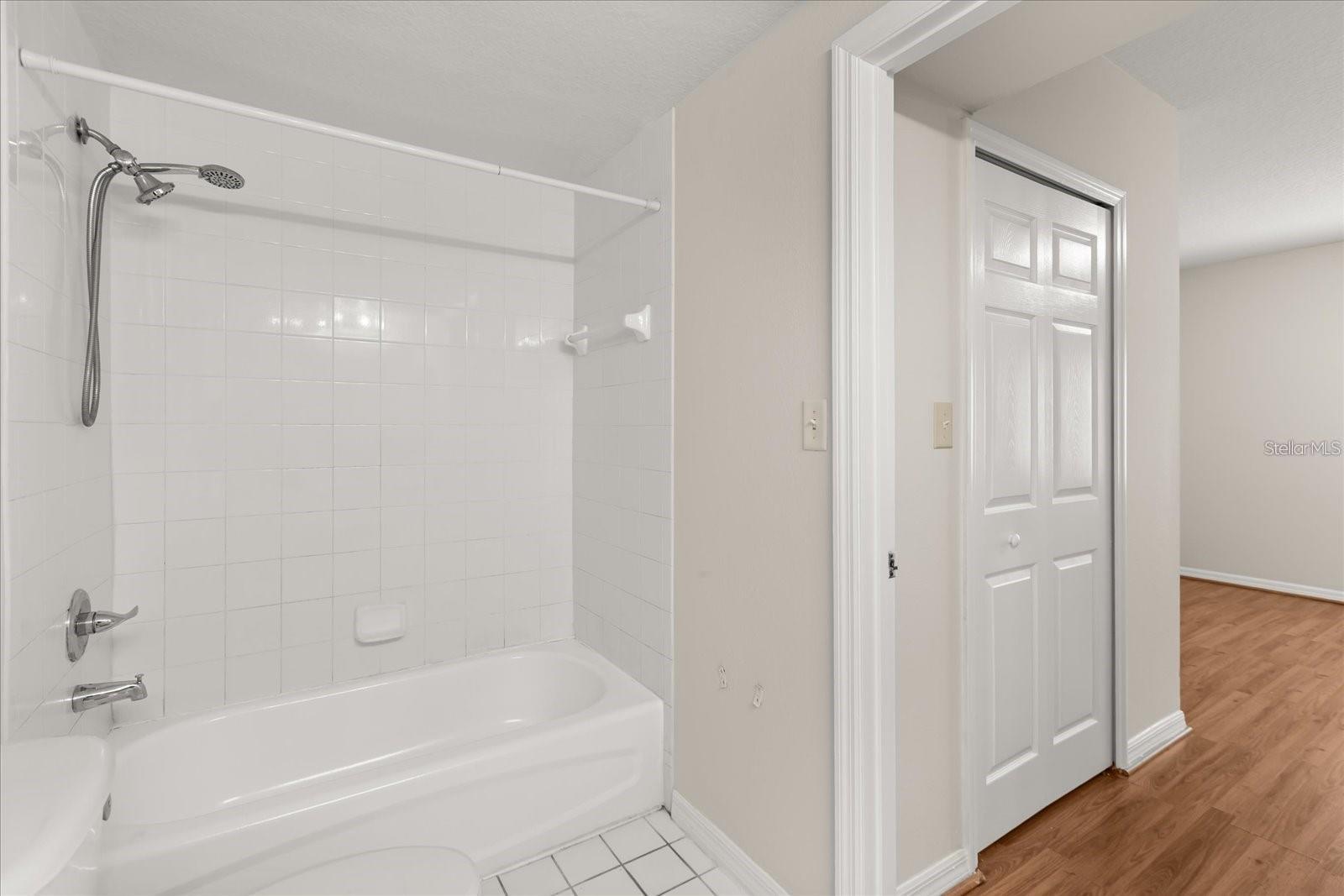 Image 15 of 26 For 527 Villa Del Sol Circle 104