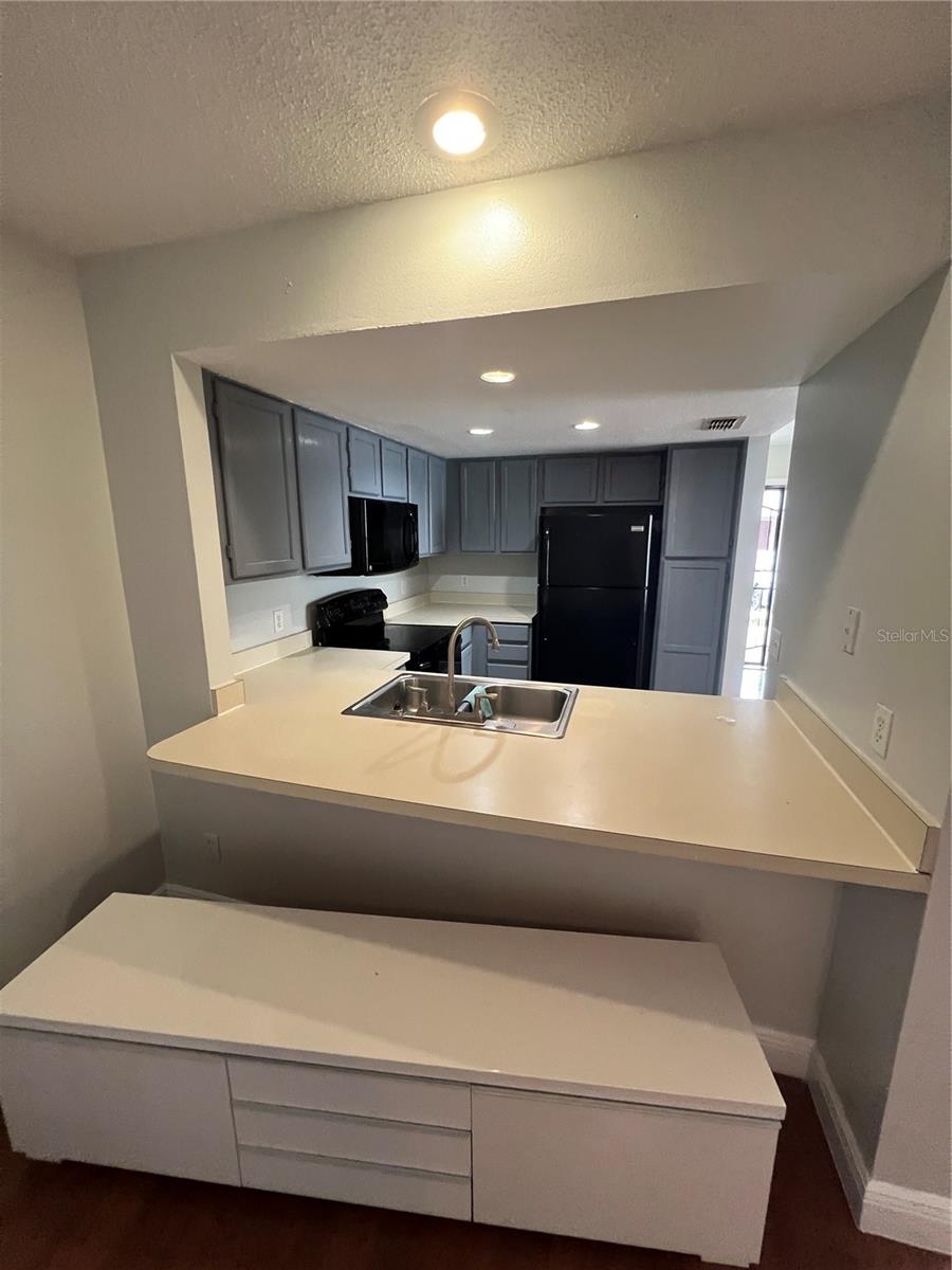 Image 3 of 11 For 2421 Summerfield Way
