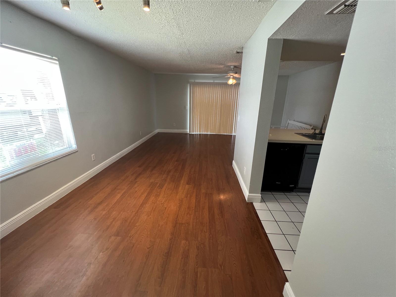 Image 4 of 11 For 2421 Summerfield Way