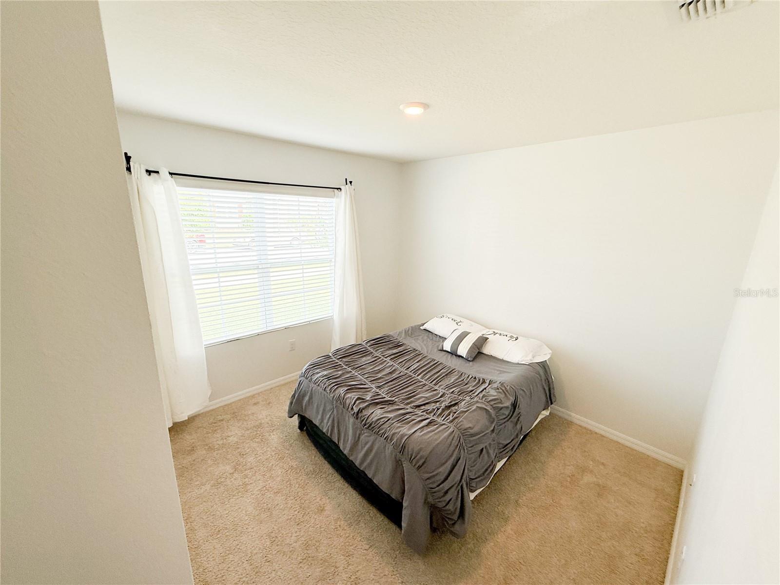 Image 14 of 23 For 696 Tortugas Street