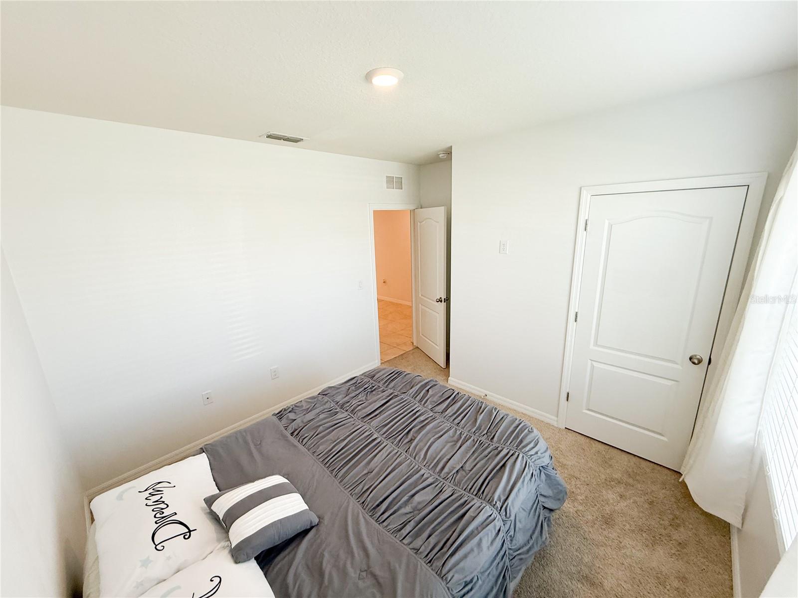 Image 15 of 23 For 696 Tortugas Street