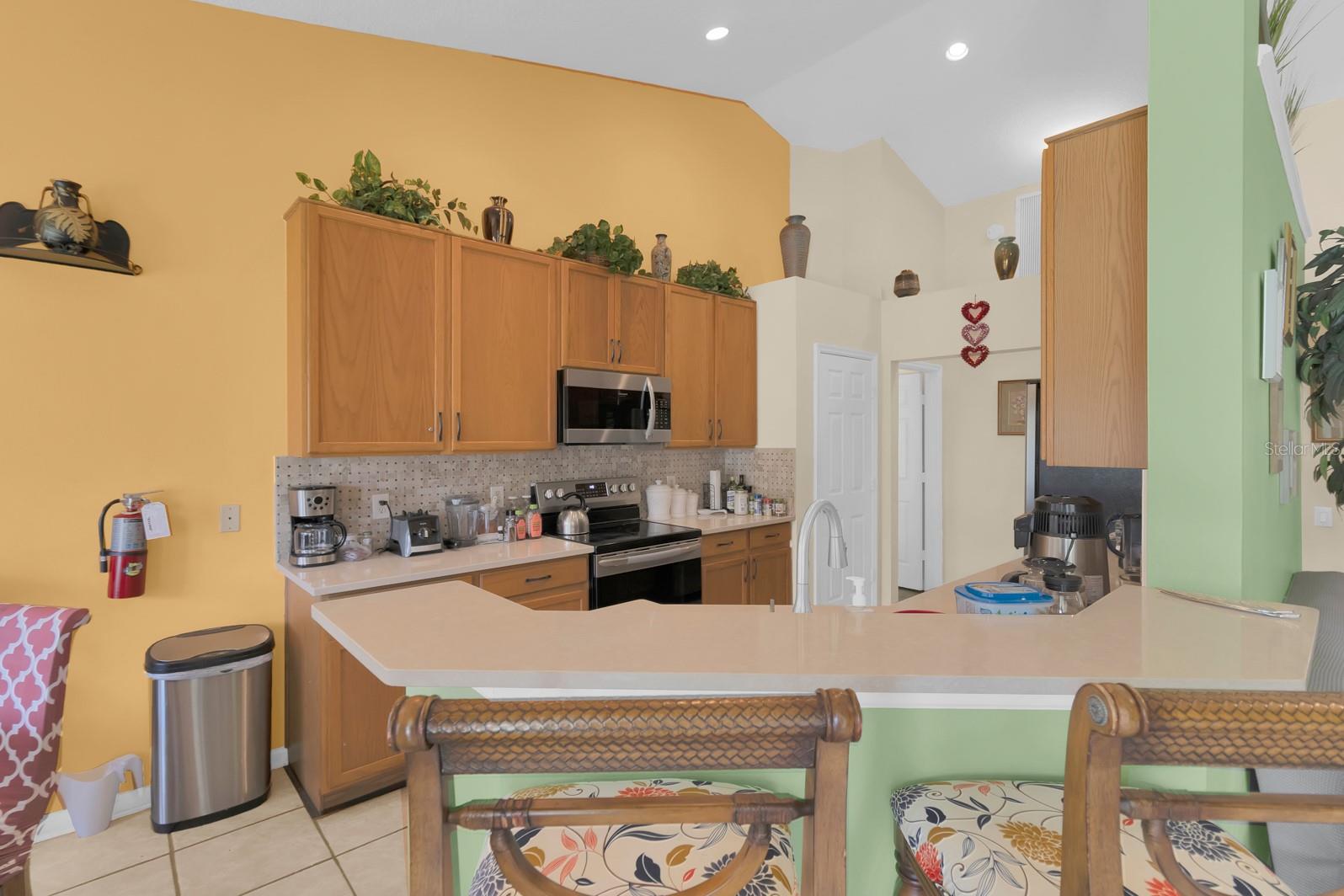 Image 9 of 37 For 651 Regina Circle
