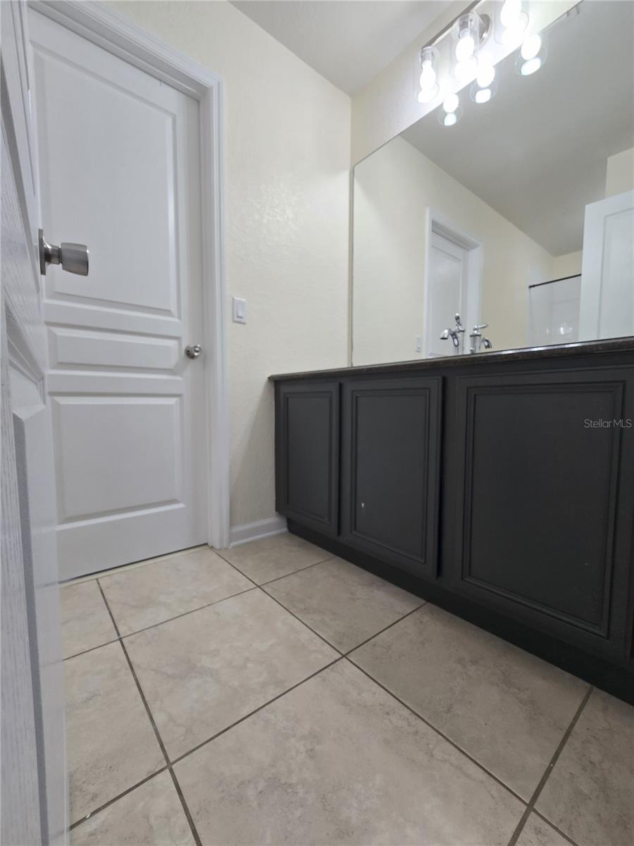Image 29 of 39 For 7971 Brofield Ave