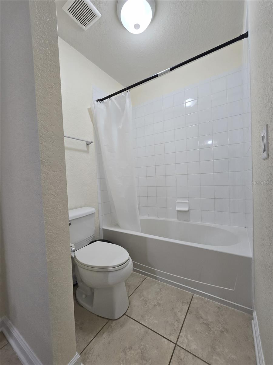 Image 30 of 39 For 7971 Brofield Ave