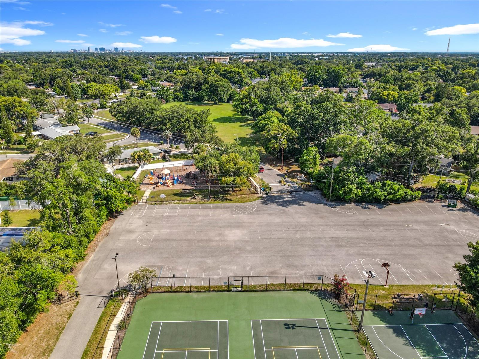 Image 52 of 100 For 5312 Kingswood Drive