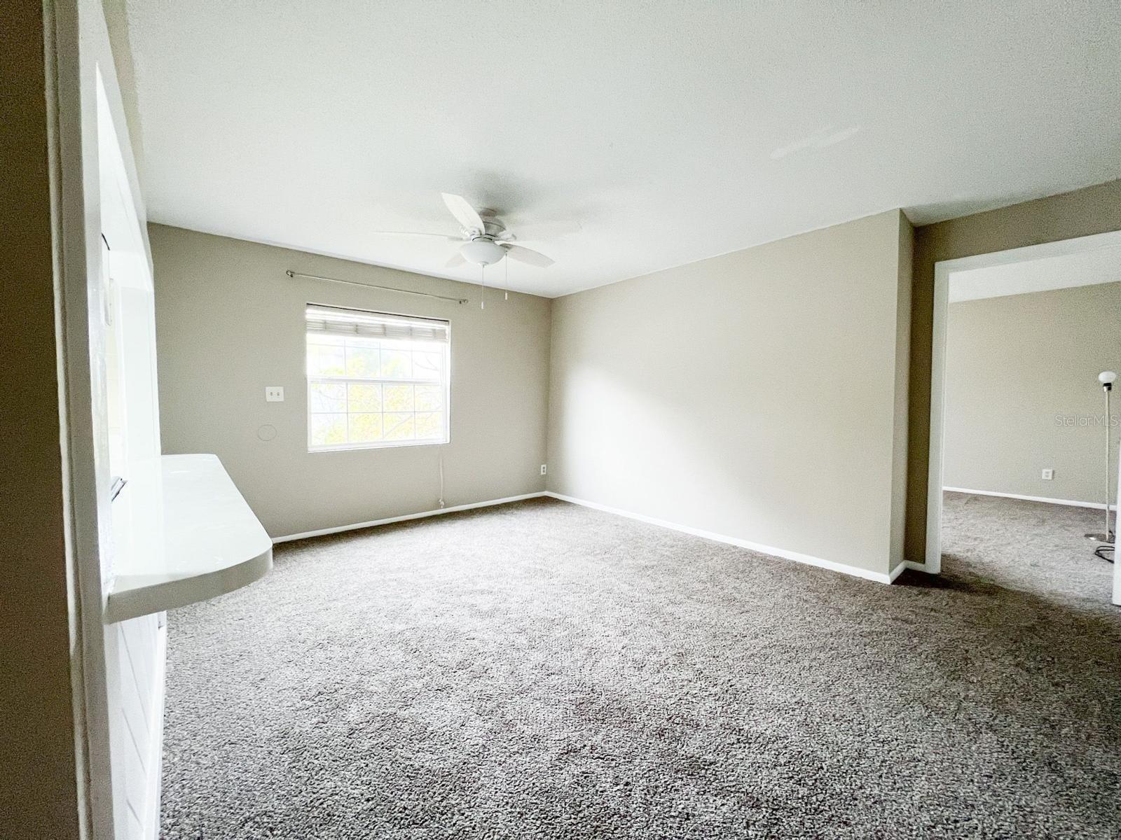 Image 17 of 19 For 1000 Semoran Boulevard S