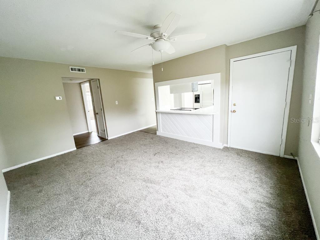 Image 3 of 19 For 1000 Semoran Boulevard S