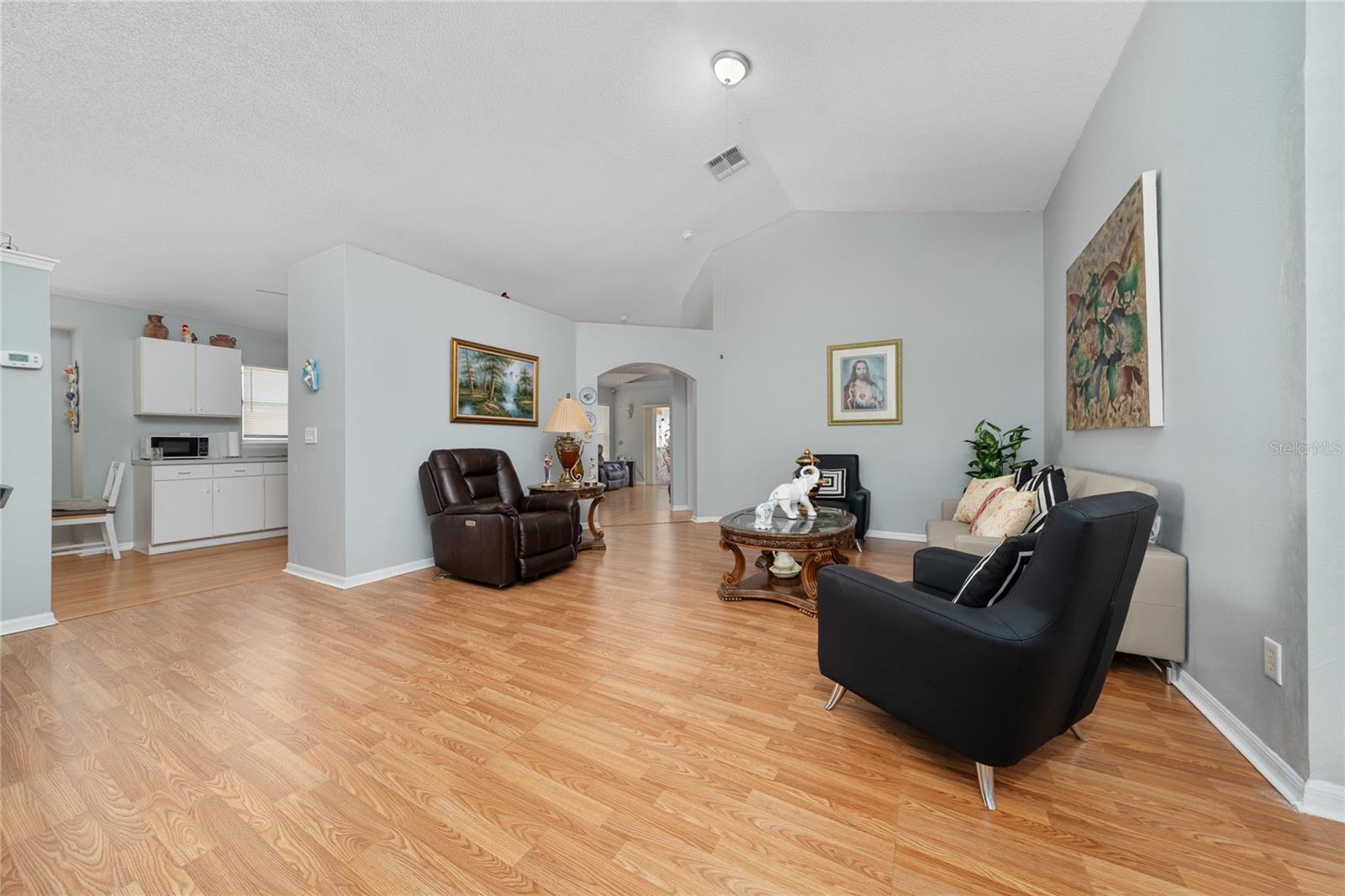 Image 11 of 36 For 10934 Rushwood Way