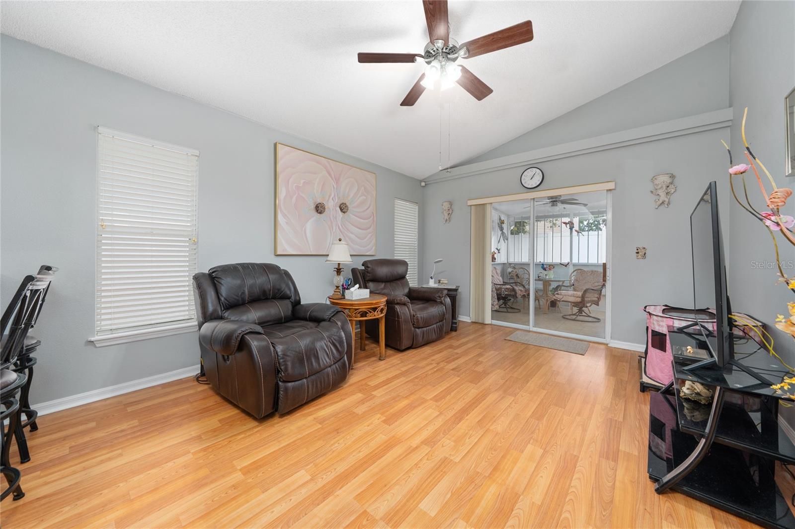 Image 12 of 36 For 10934 Rushwood Way
