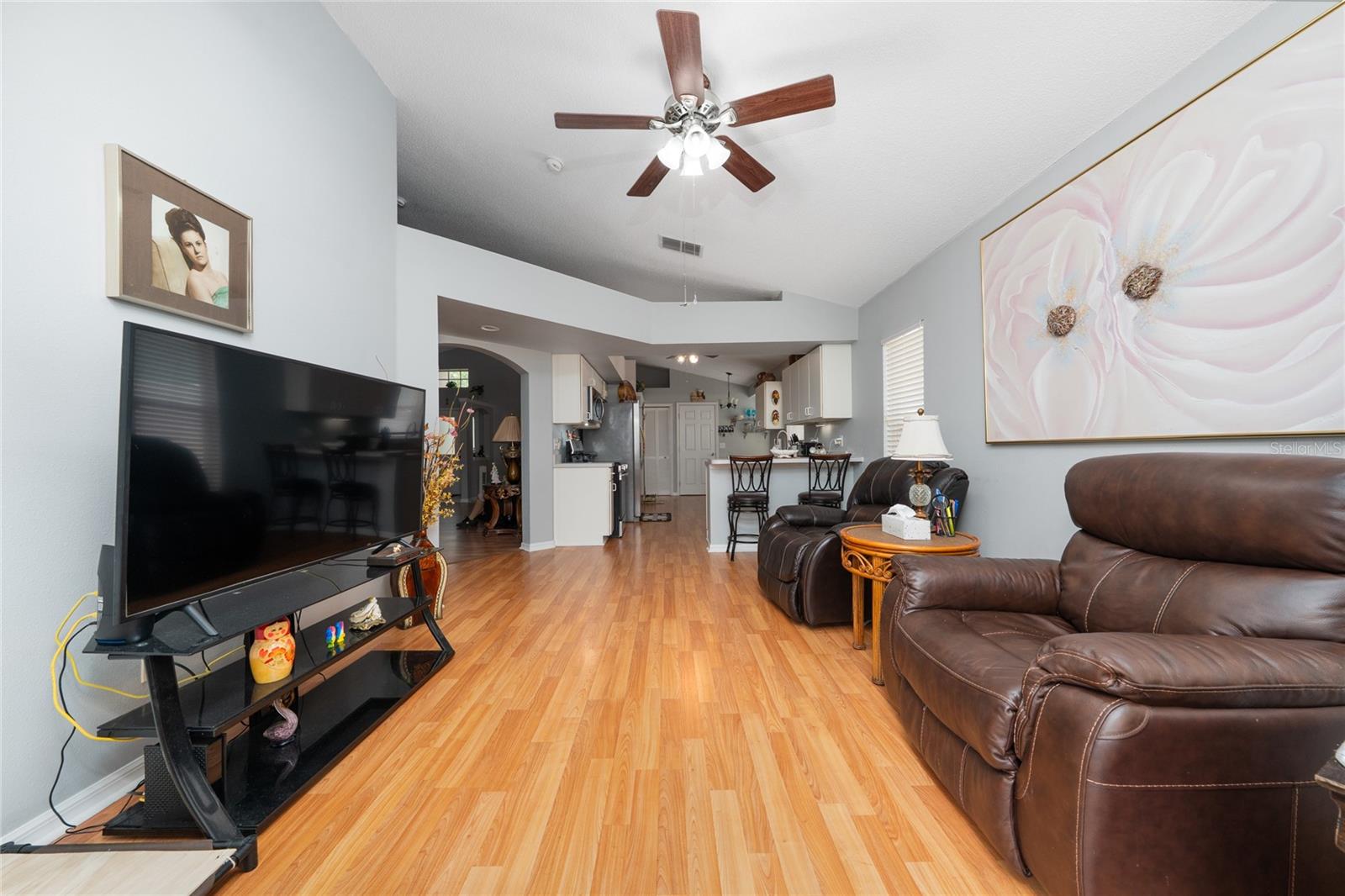 Image 14 of 36 For 10934 Rushwood Way