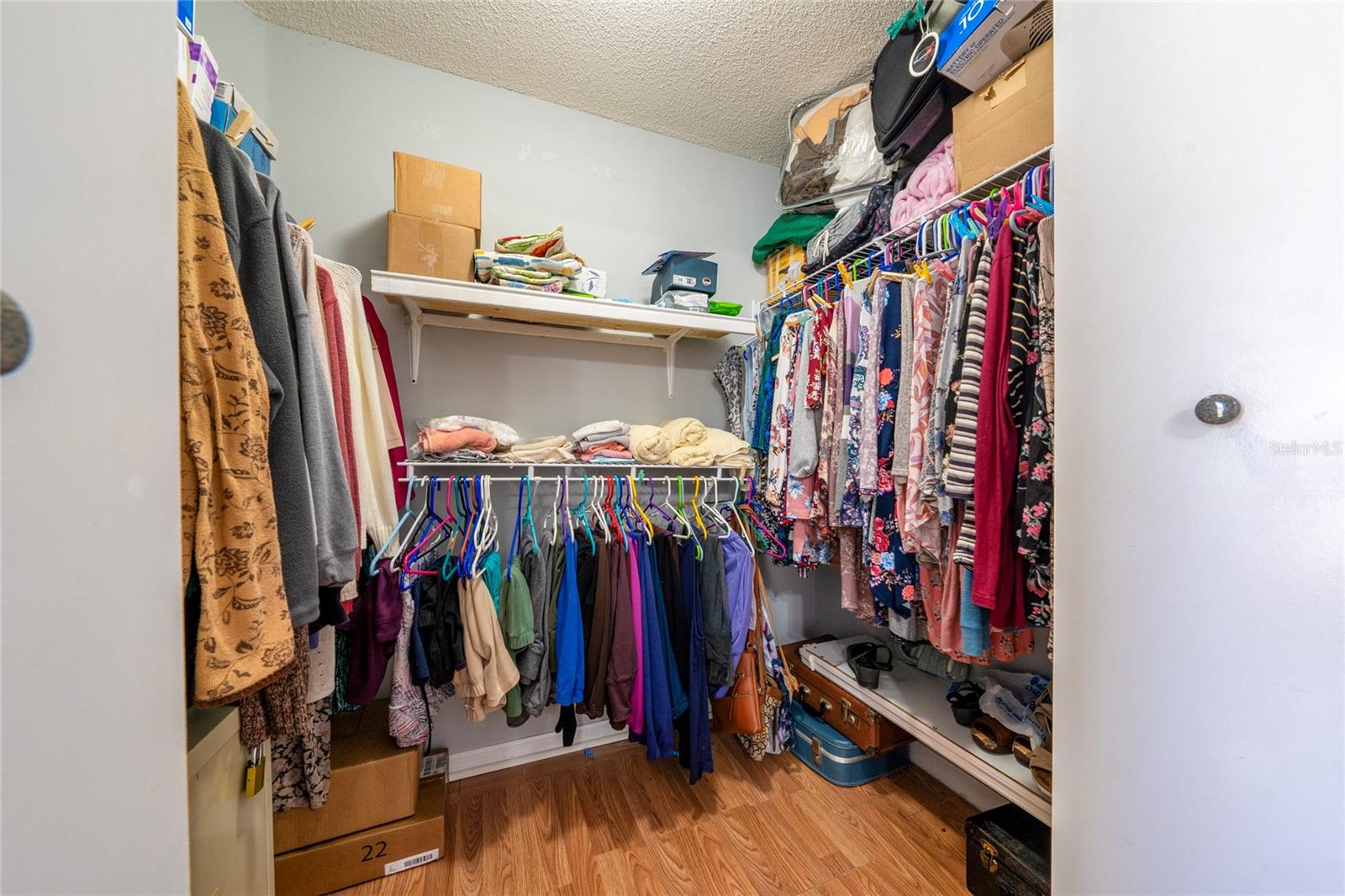 Image 20 of 36 For 10934 Rushwood Way