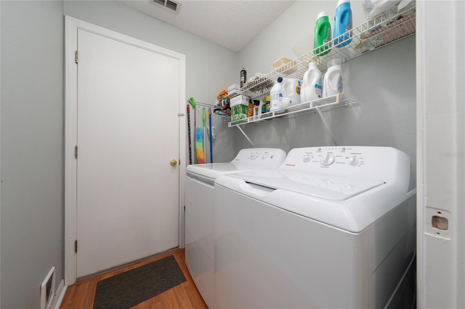 Image 25 of 36 For 10934 Rushwood Way